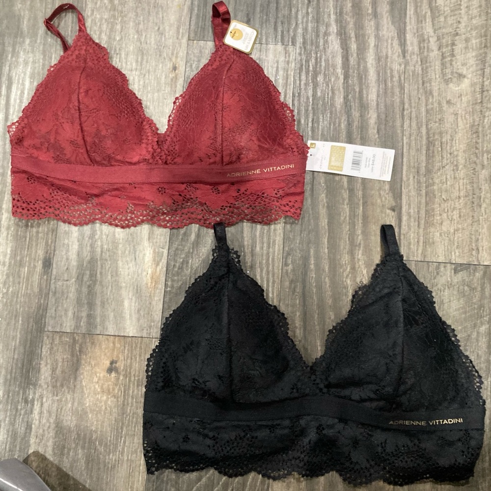 2 Adrienne Vittadini size large lightly lined lace bralettes